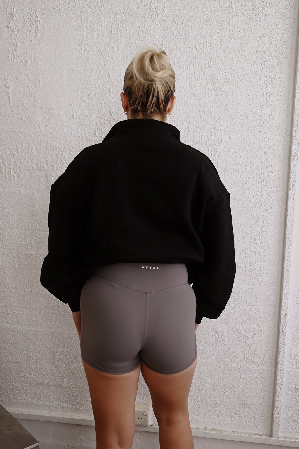 Womens High Waisted 4" Pocket Shorts