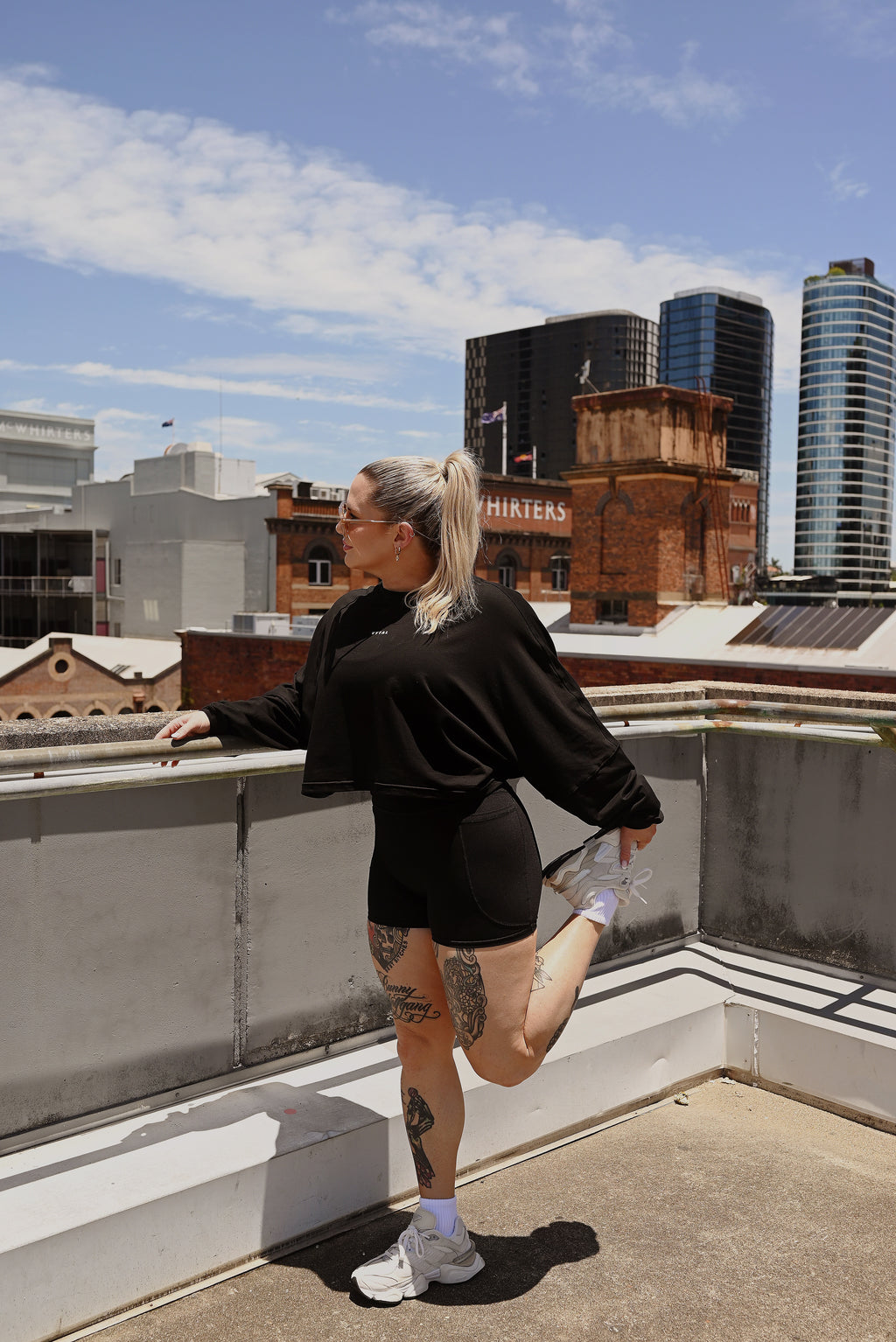 Womens High Waisted 4" Pocket Shorts